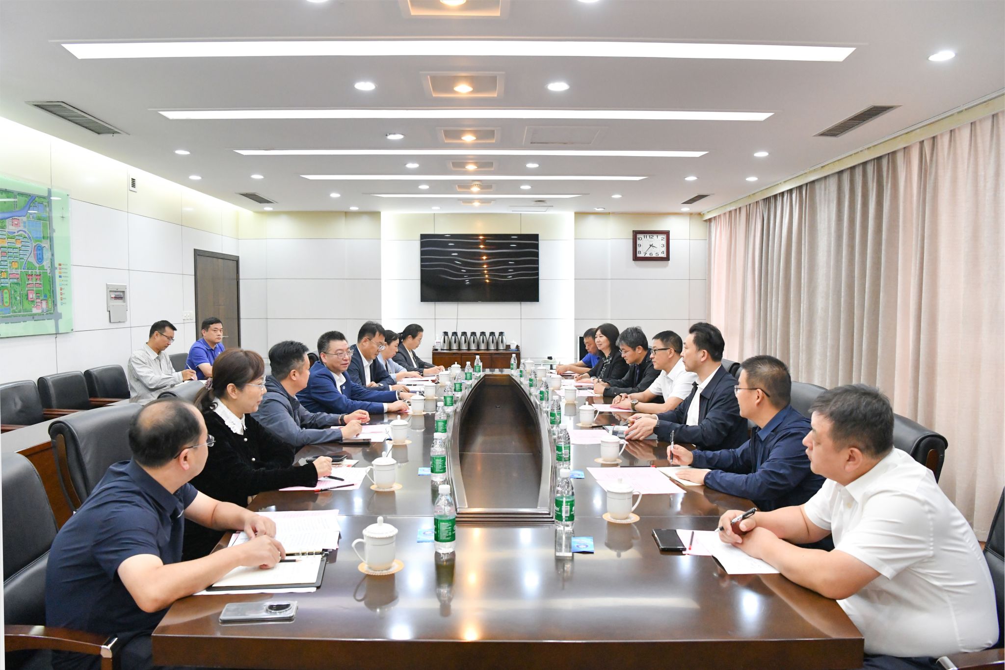 黑龙江工程无码
校长刘志强一行来...